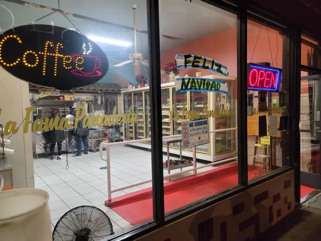 La Fama Bakery — customer photo 7