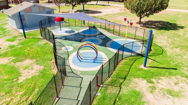 Splash Pad Pool Builder — photo from the business 7