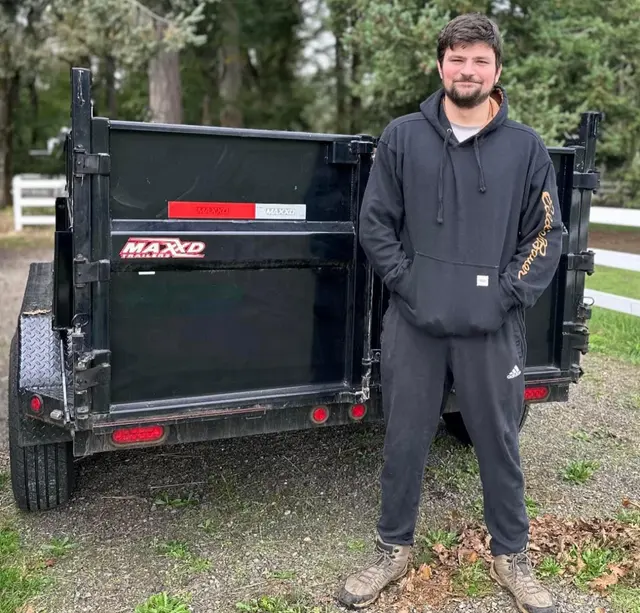 Fast N Easy Junk Removal — photo from the business 8