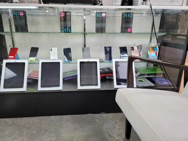 CellFone Master - PHONE, GAME CONSOLE, LAPTOP - REPAIR & SALES — photo from the business 2