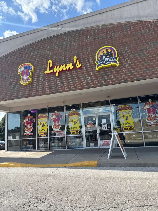 Lynn’s Fireworks — customer photo 1