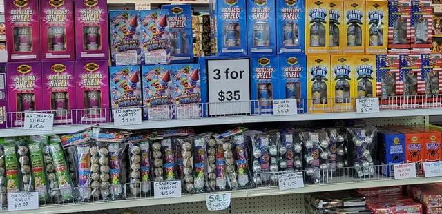 Yankee Trader Fireworks — photo from the business 3