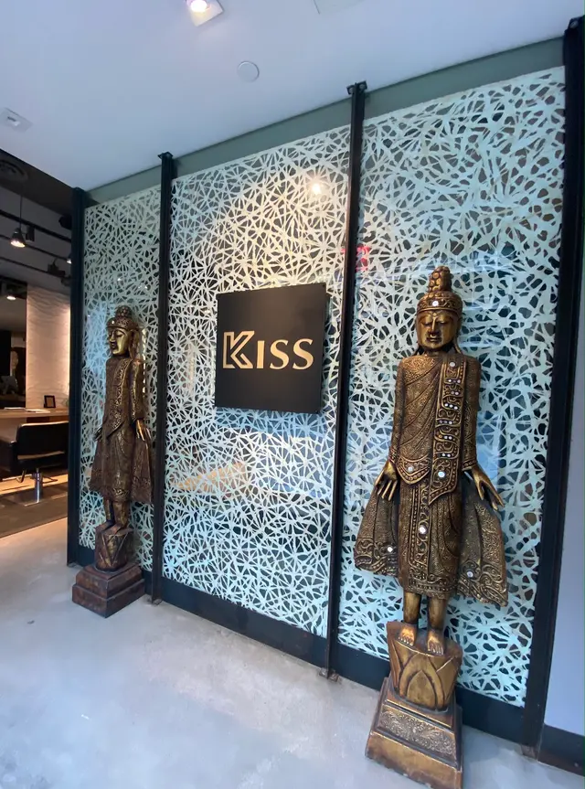 Kiss Salon — photo from the business 2