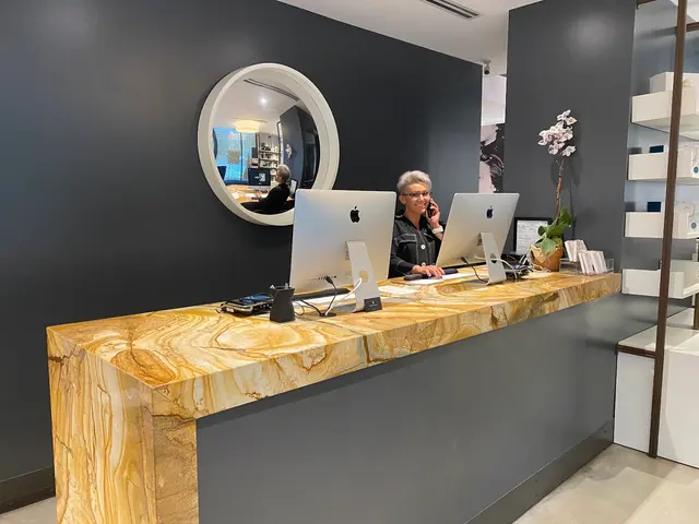 Kiss Salon — photo from the business 6
