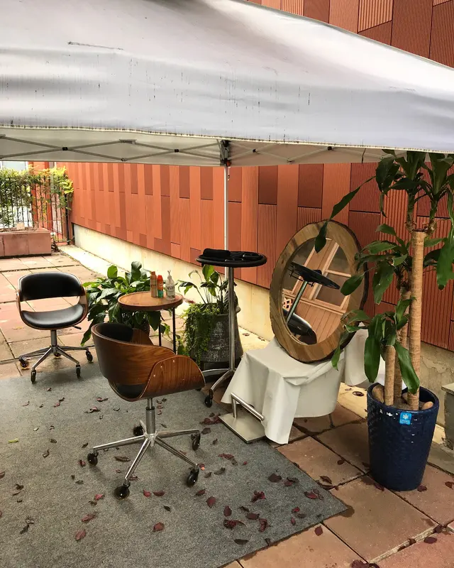 Salon Leau and Le Spa — photo from the business 12