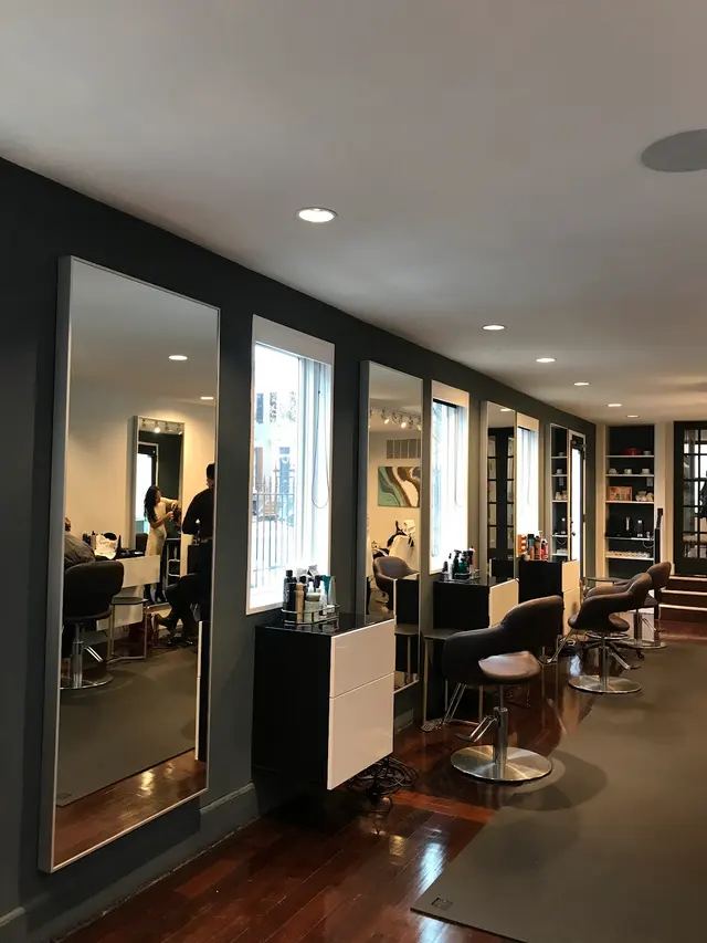 Salon Leau and Le Spa — photo from the business 2
