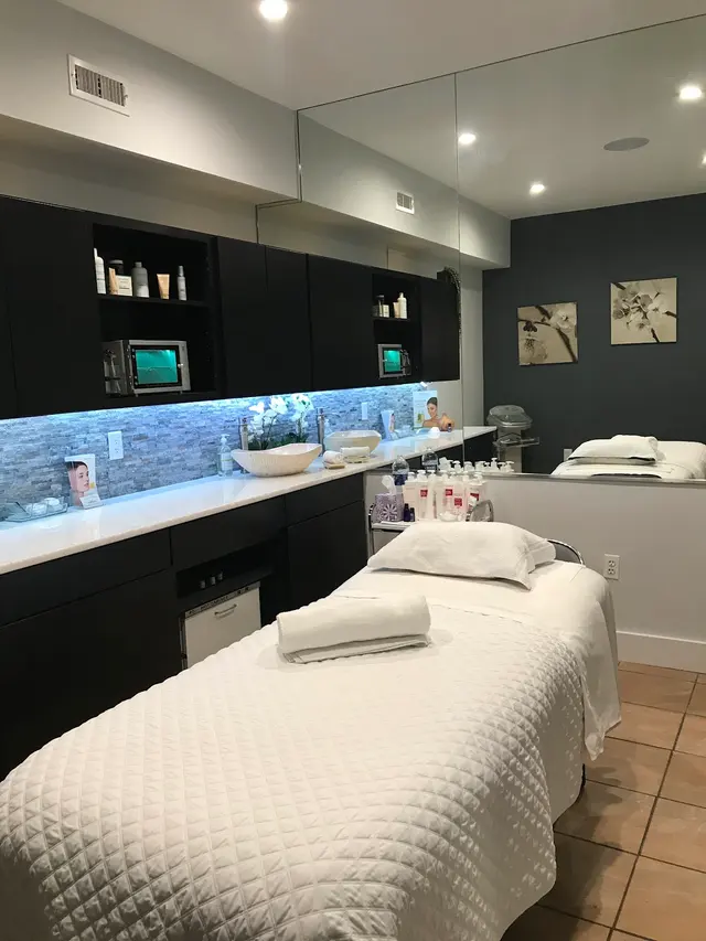 Salon Leau and Le Spa — photo from the business 6