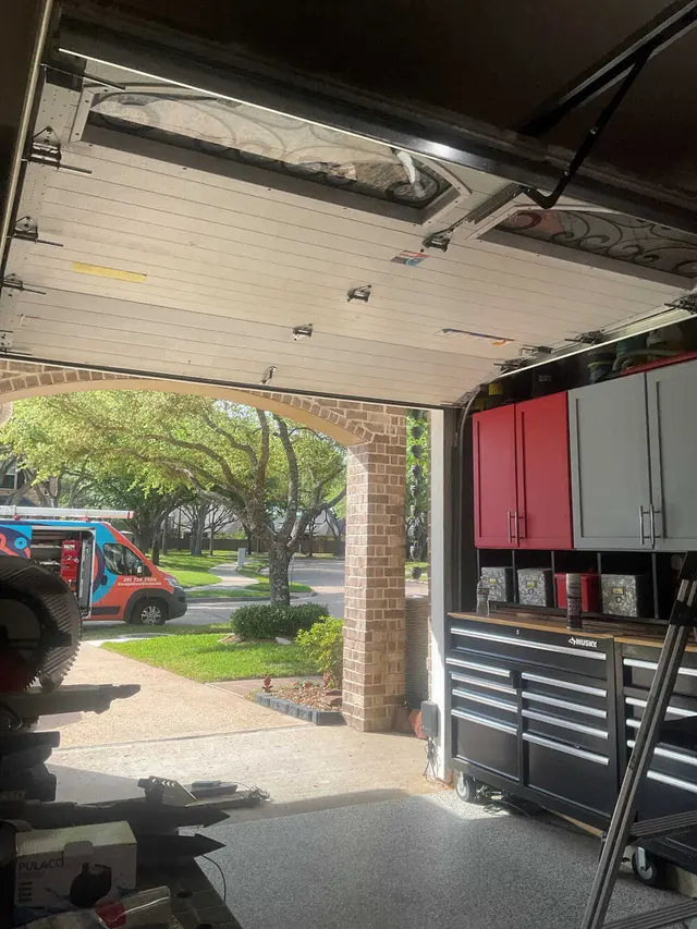 Garage Door Doctor Repair — photo from the business 8