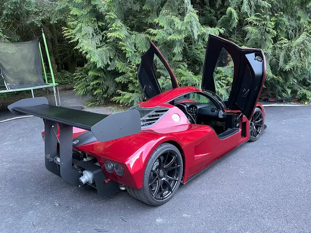 Highline Customs — photo from the business 10