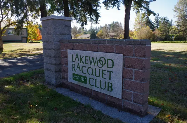 Lakewood Racquet & Sport Club — photo from the business 1