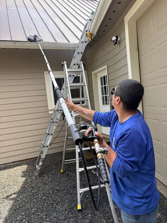 Choice Window & Gutter Cleaning — photo from the business 12