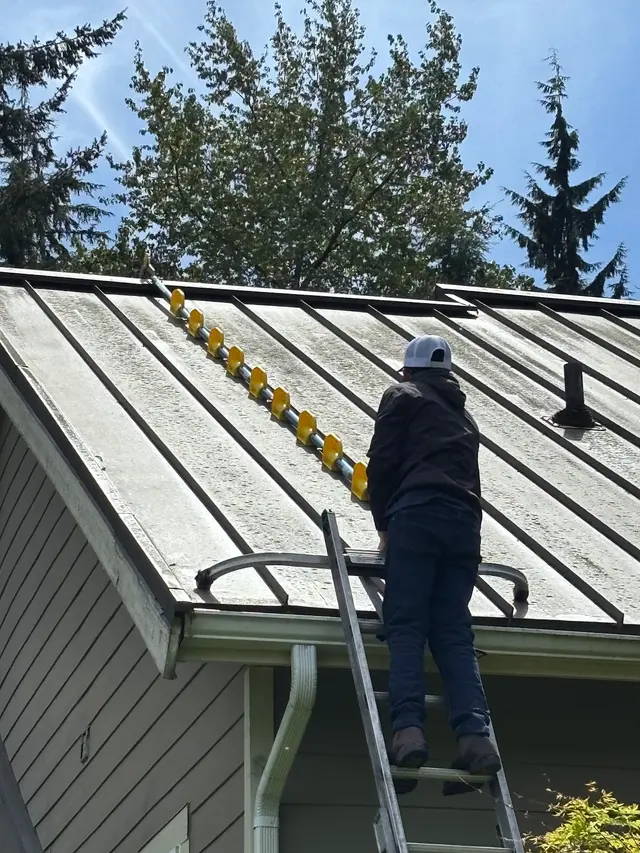 Choice Window & Gutter Cleaning — photo from the business 8