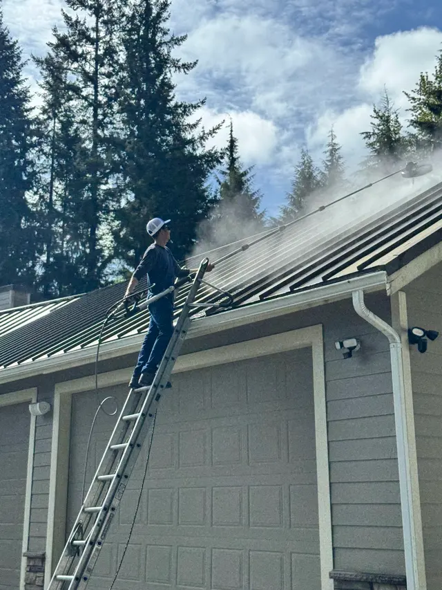 Choice Window & Gutter Cleaning — photo from the business 4