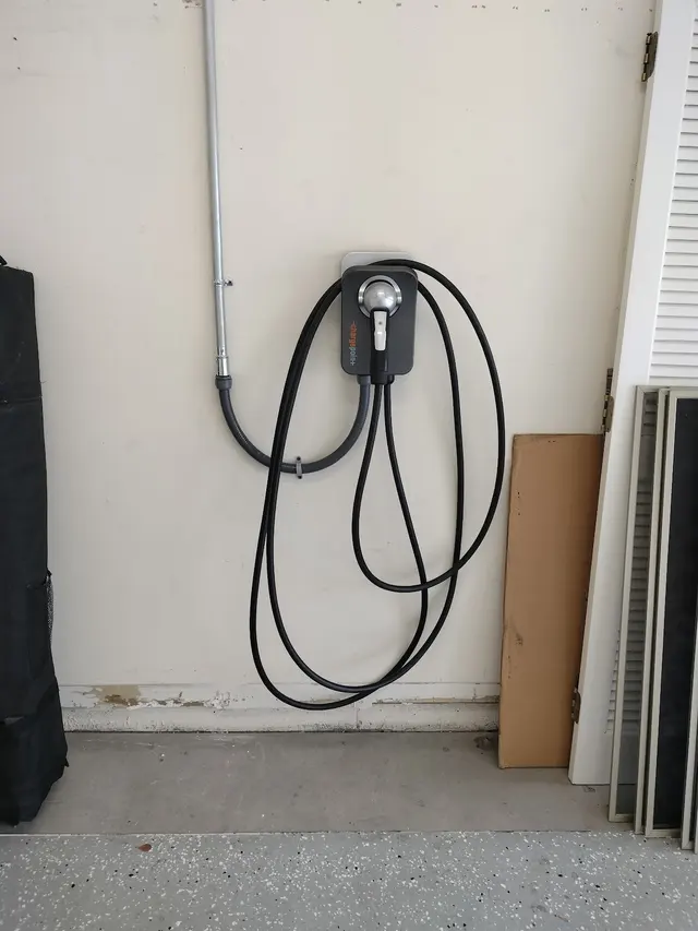 Livewire Electrician LLC - Residential Electrical Services in Phoenix — photo from the business 5