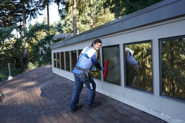 Evergreen Window Cleaning — photo from the business 12