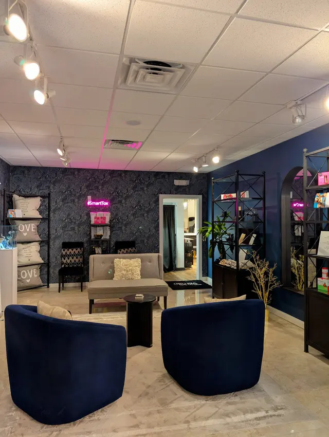 Citlali Cruz Haircut Specialist — customer photo 5