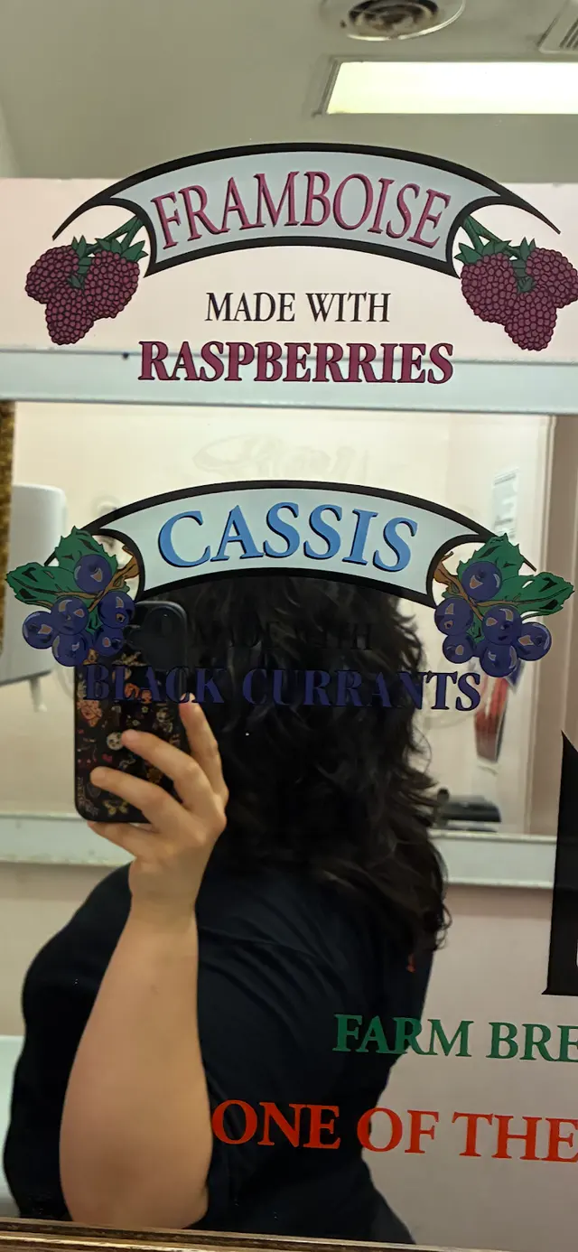 Citlali Cruz Haircut Specialist — customer photo 11