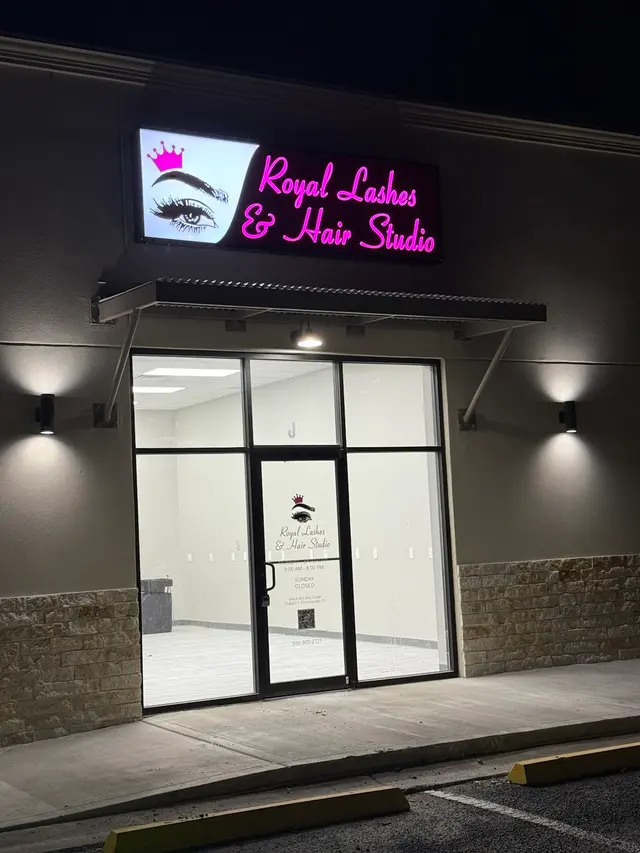 Royal Lashes & Hair Studio — photo from the business 1