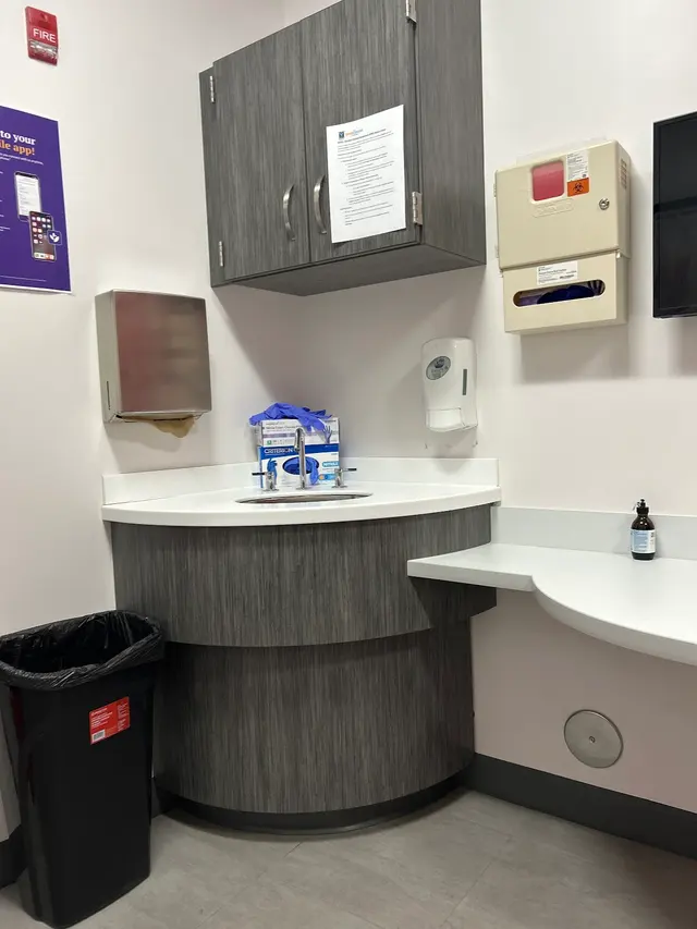 Sports Medicine and Orthopaedic Center & The Spine Center (SMOC) — customer photo 2
