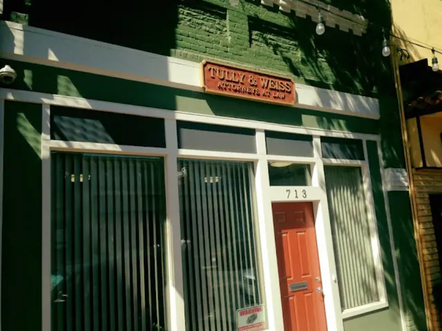Tully & Weiss Attorneys at Law — photo from the business 2