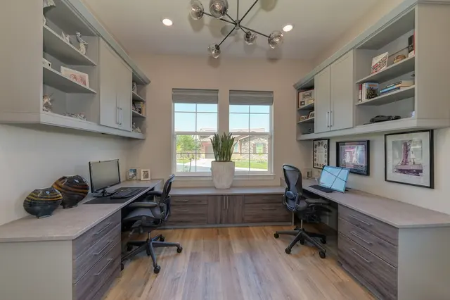 Closet Gallery — photo from the business 5