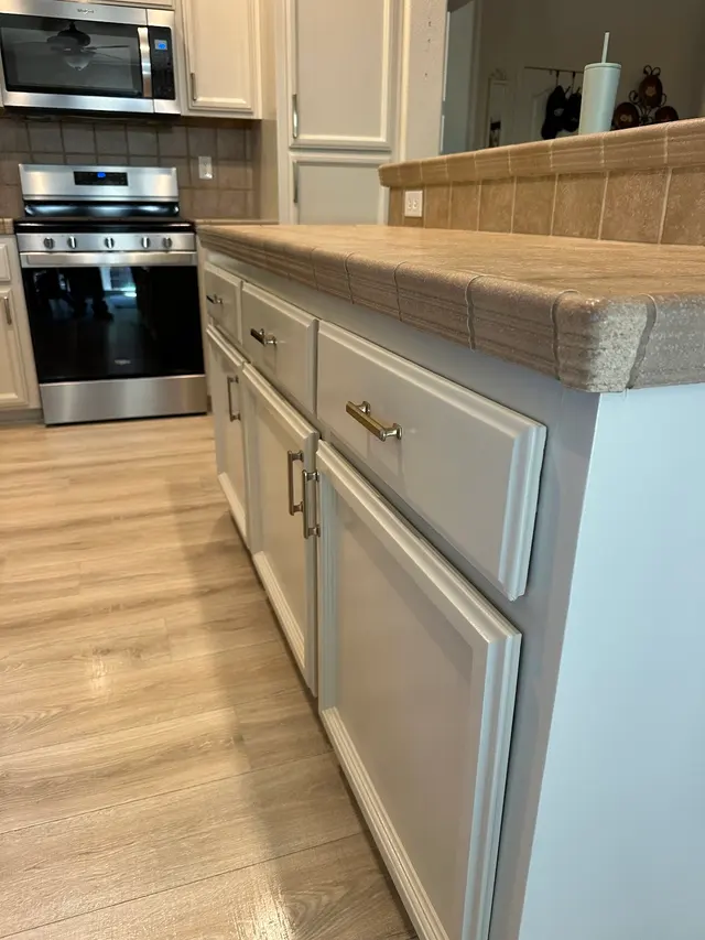 Impact Pro Cabinet Refinishing — photo from the business 11