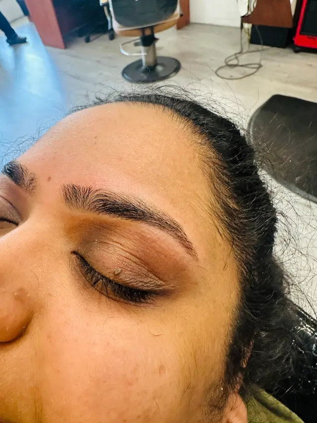 Eyebrow Threading & Makeup — photo from the business 10