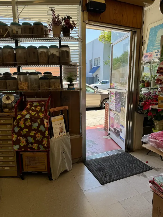 E & W Natural Way — customer photo 8