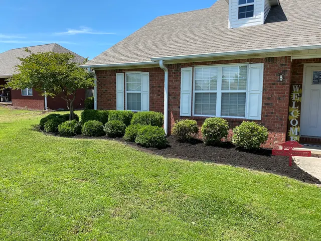 Jones Lawn Care LLC — photo from the business 2