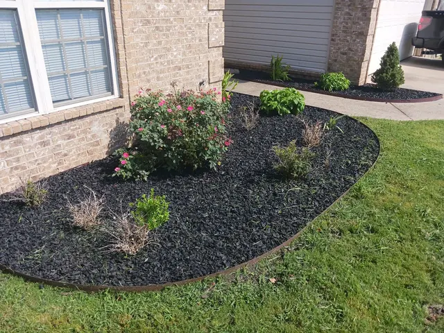 Iron Cock Landscaping — photo from the business 3