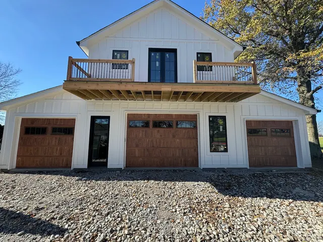 Rose Garage Door Solutions — photo from the business 11