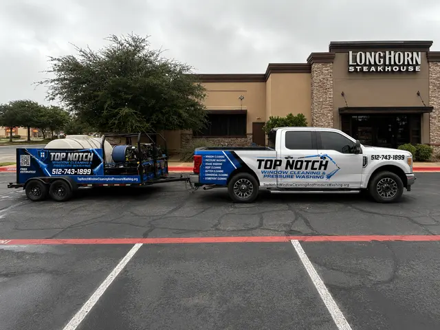 Top Notch Window Cleaning — photo from the business 9
