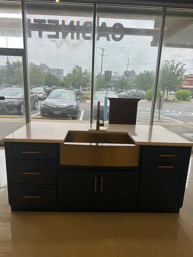 Cabinet Era Rockville — photo from the business 2