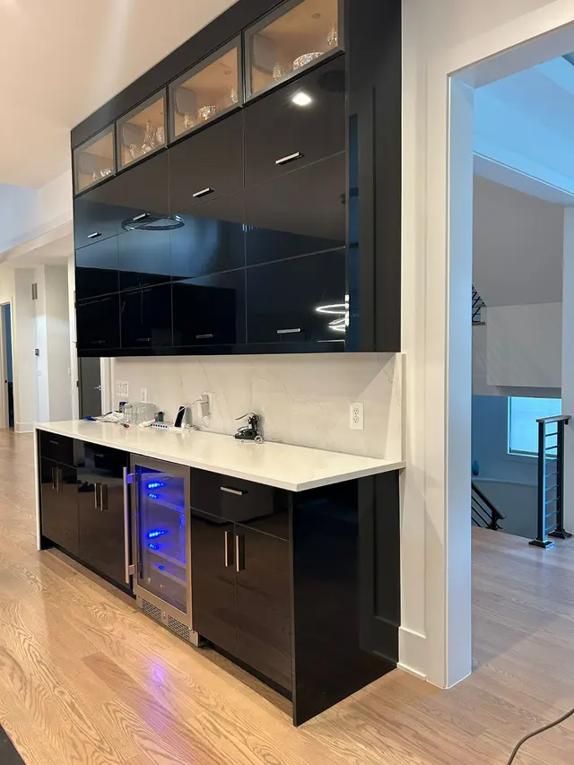 Lion Cabinets Countertops Remodeling — photo from the business 2