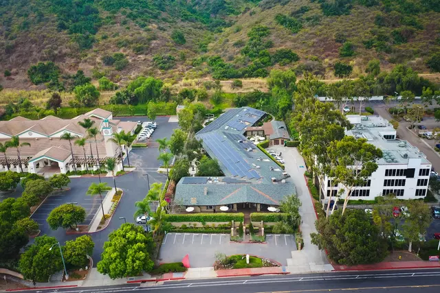 Cloisters Of The Valley — photo from the business 5