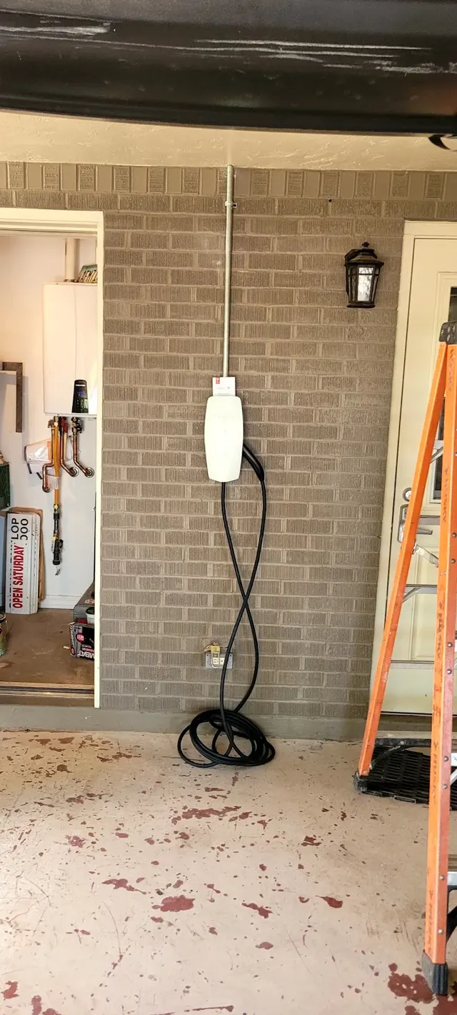 Castle Electrical & Lighting — photo from the business 9