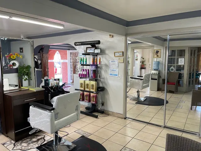 Carlos's Beauty Salon — photo from the business 1