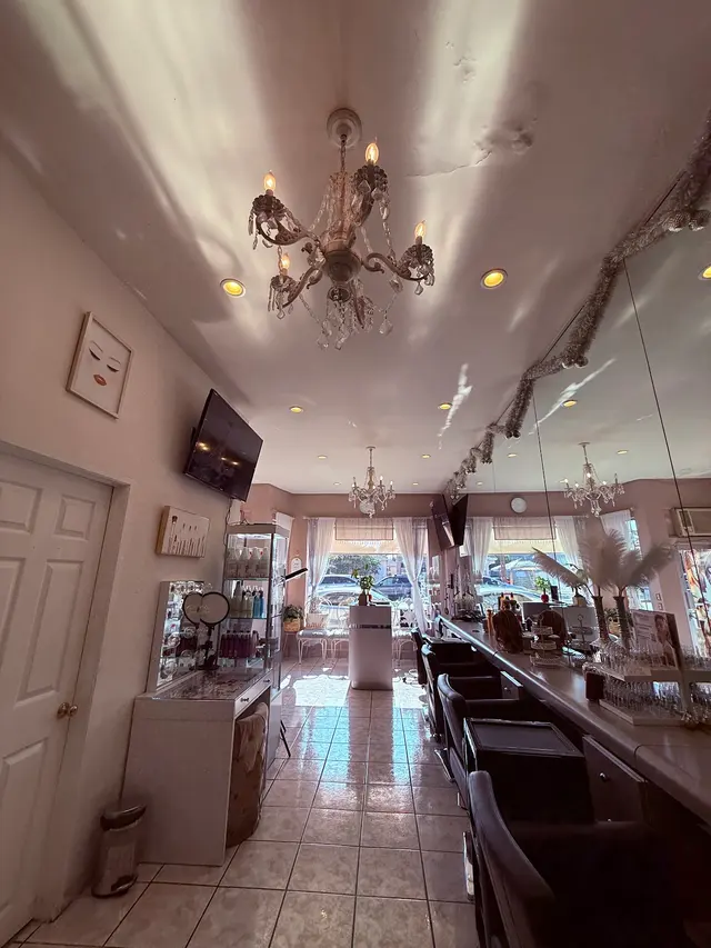 Antonio's Hair Salon by Lupita — customer photo 10