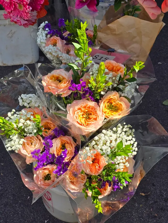 Laguna Beach Saturday Farmers Market — customer photo 2