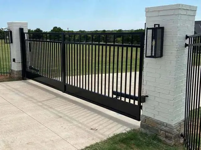 Apex Fence — photo from the business 4