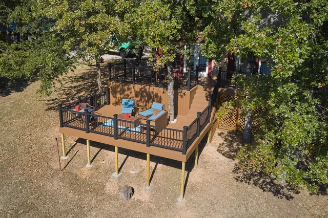 Deck Works Construction — photo from the business 9