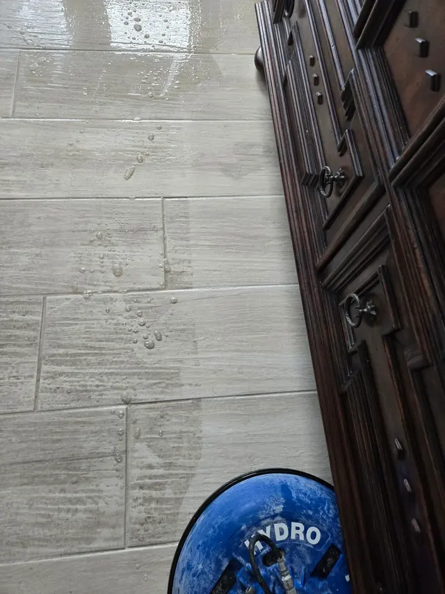 Mr. Grout Master - Tile and Grout Cleaning — photo from the business 11