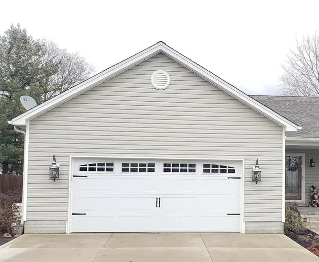Innovative Door Systems, LLC(Garage Door Repair) — photo from the business 2