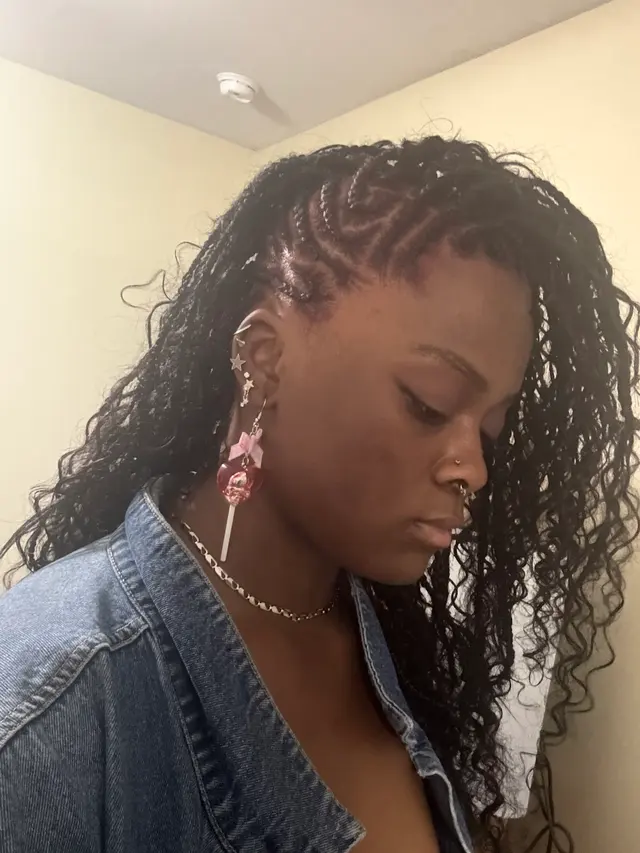 Customer photo of work by V.I.P. The Salon, from Uni verse's review