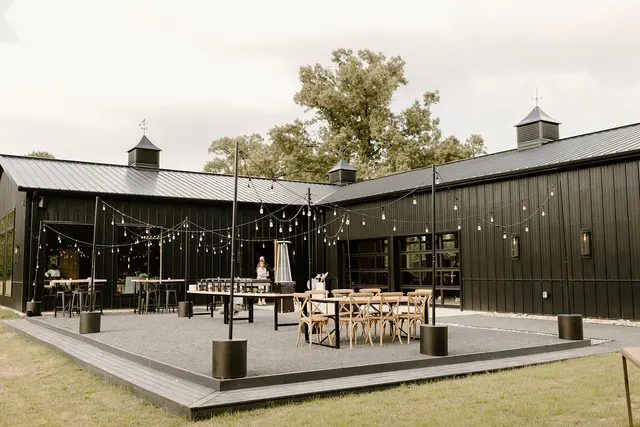 Sainte Terre — photo from the business 5