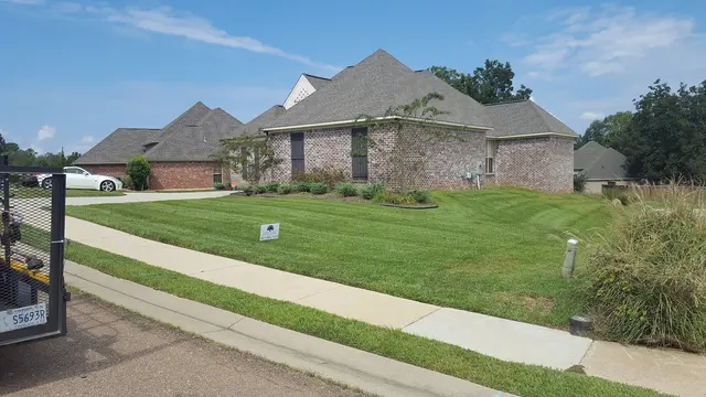 Southern Style Lawn Care — photo from the business 2