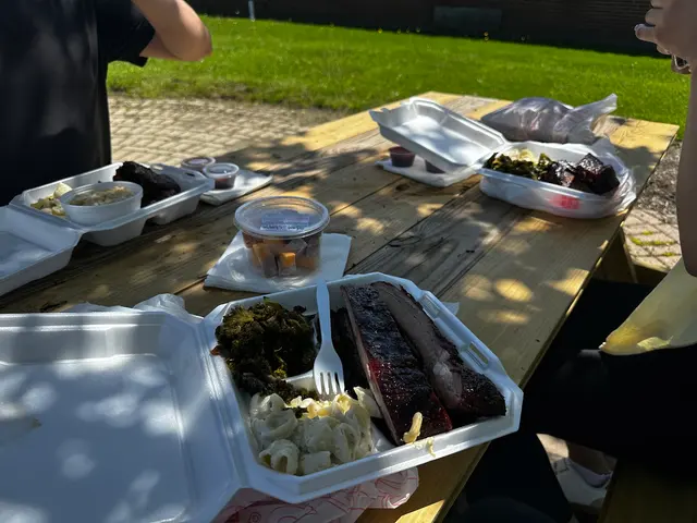 Customer photo of work by CamaradERIE BBQ, from Carlos Mora's review