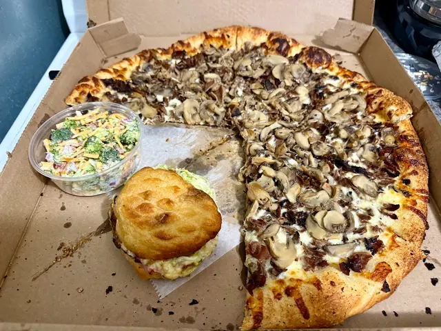 Lakeshore Teresa's Deli & Catering — customer photo 4
