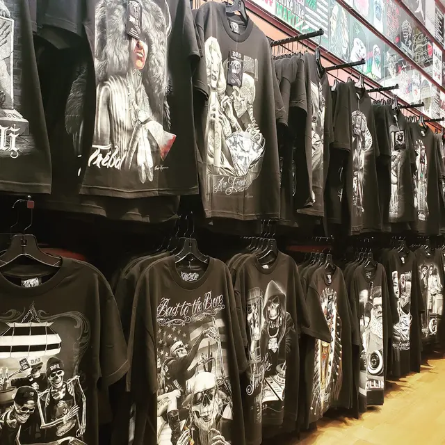 Custom Designs- 2Broz Custom Sacramento — photo from the business 7