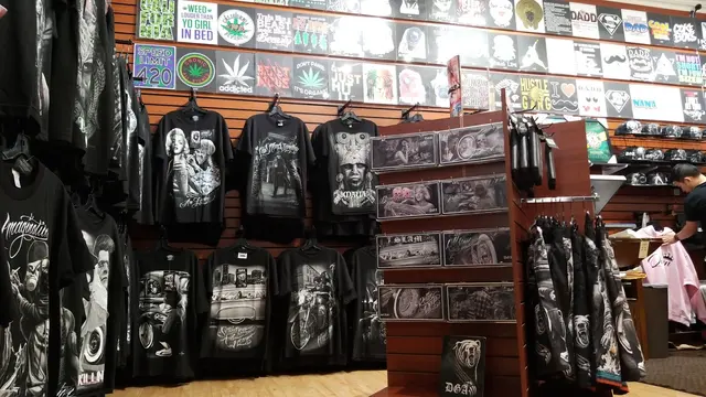 Custom Designs- 2Broz Custom Sacramento — photo from the business 8